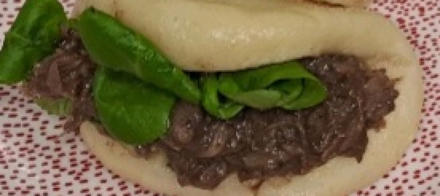 Panes al vapor (Bao buns)