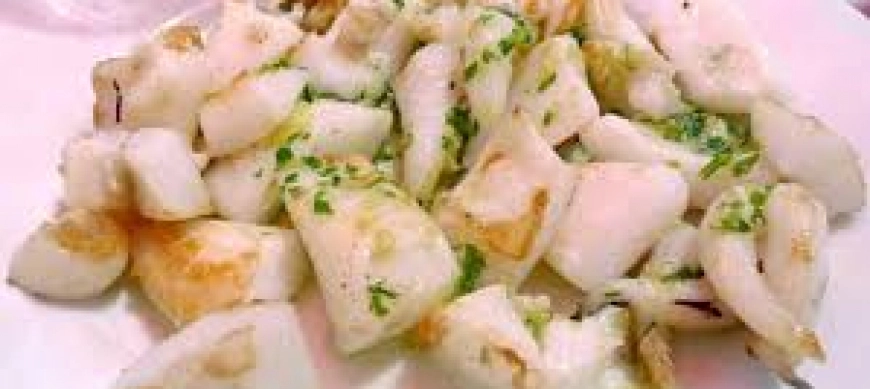 ENSALADILLA DE SEPIA o SEPIA A LA PLANCHA