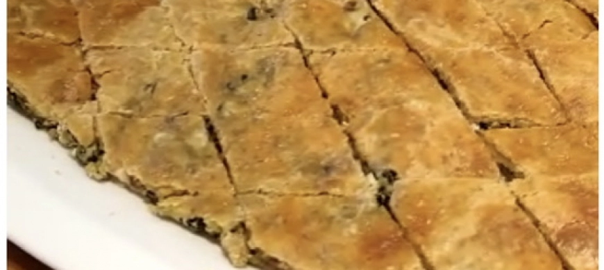 La mejor masa de coca, el relleno lo pones tu..