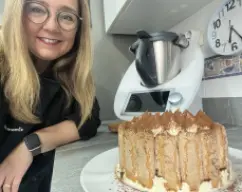 Step Presentación: retiramos el molde con cuidado. Y servimos. <div>¡¡A disfrutar!!</div> illustration