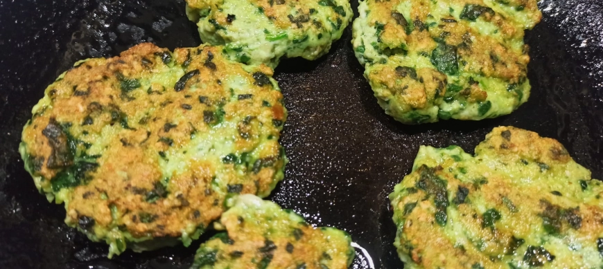 HAMBURGUESAS DE ESPINACAS Y POLLO