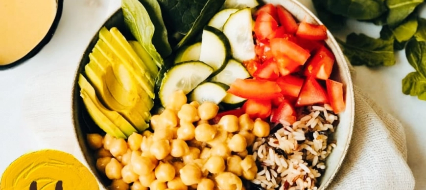 Ensalada de garbanzos fresca y nutritiva con Thermomix