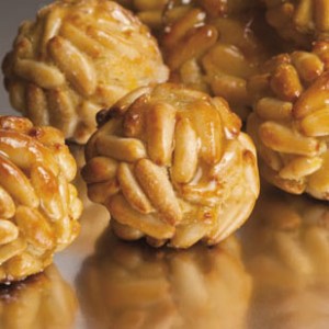 Panelletes de Piñones - Postres y dulces - Blog de ARANZAZU CONTIOSO IBAÑEZ de Valencia