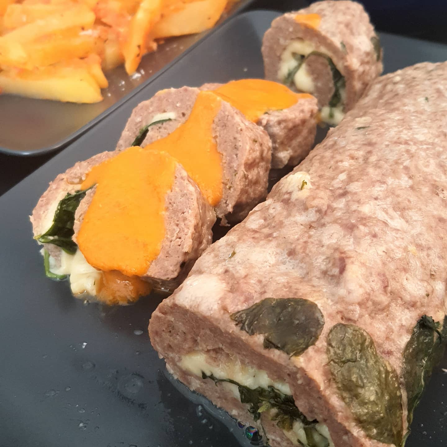 PASTEL DE CARNE RELLENO EN " VAROMA" Carnes y aves Blog de SUSANA