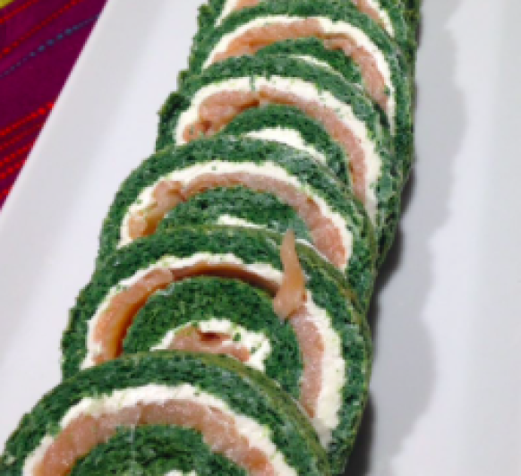 ROLLO DE ESPINACAS CON QUESO Y SALMON