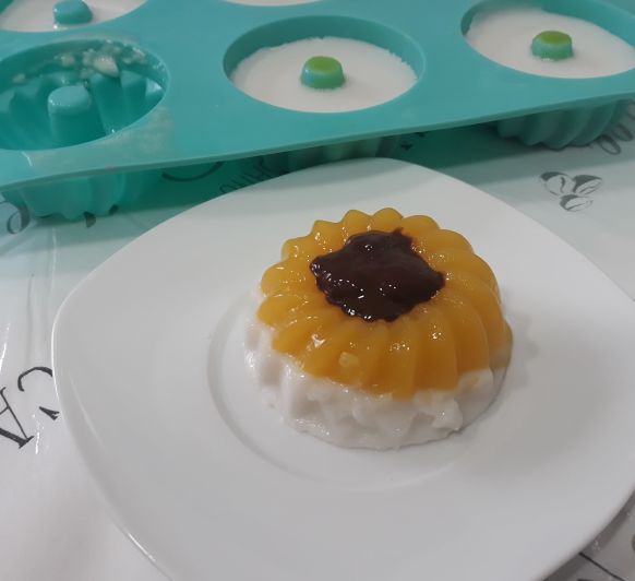 Postre de mango y coco con salsa de chocolate TM6 TM5 TM31