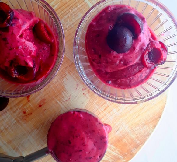 REFRESCANTE HELADO DE CEREZA, ¡SABOREA YA EL VERANO!