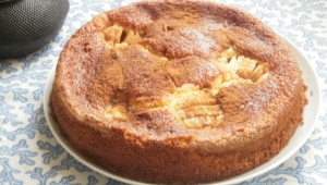 Tarta de compotade manzanas con manzanas